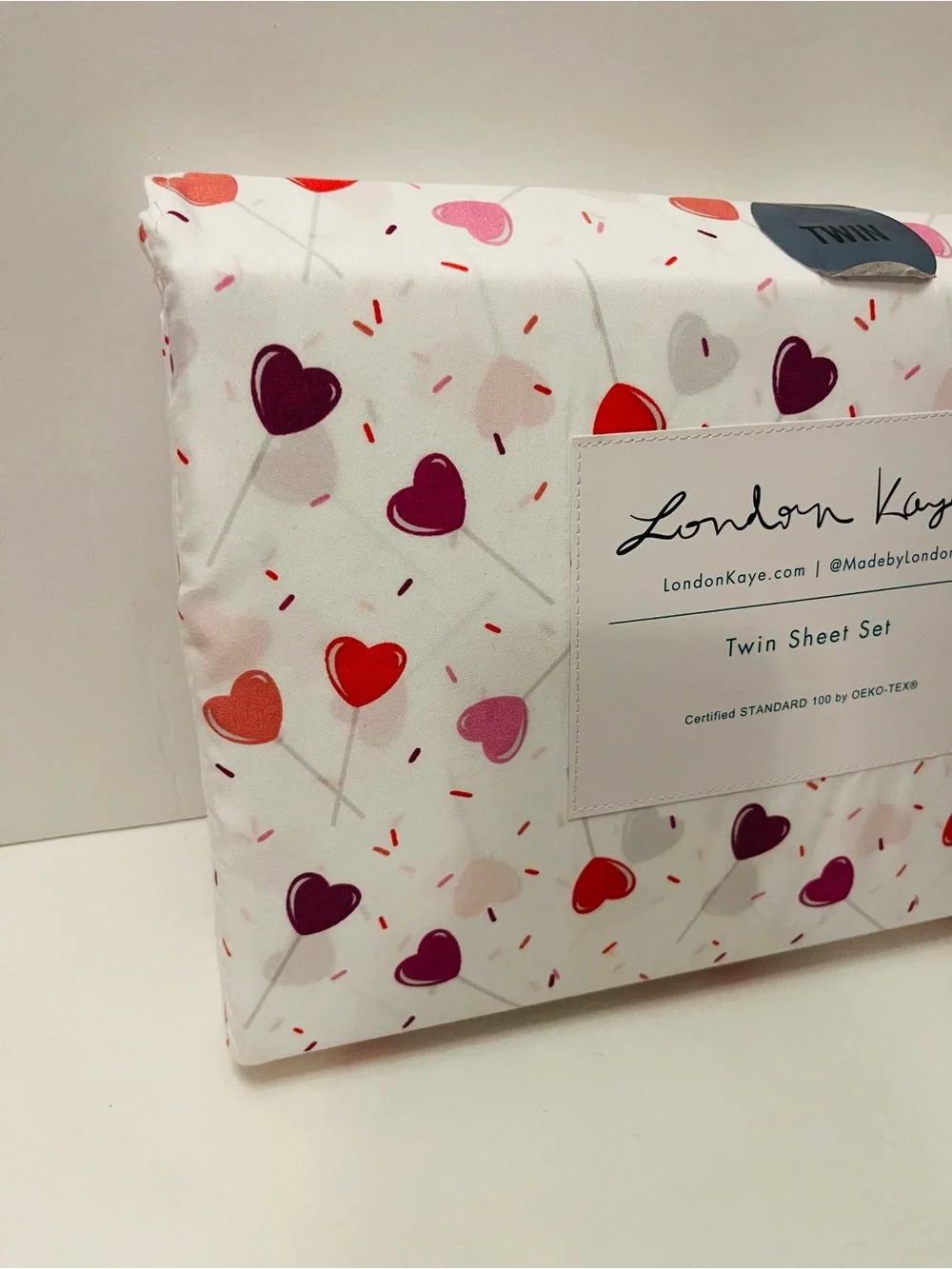 Novogratz & London Kaye Lot of 2 Twin Sheet Sets Halloween Bat Valentine Heart